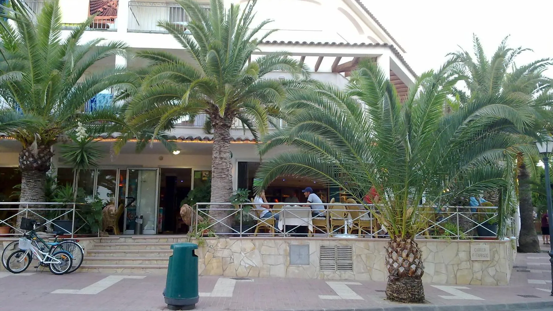 Гостевой дом Hostal Leo D'Or Кала де Ор